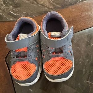 Nike Kids' Vibrant Orange and Dark Gray Sneakers
